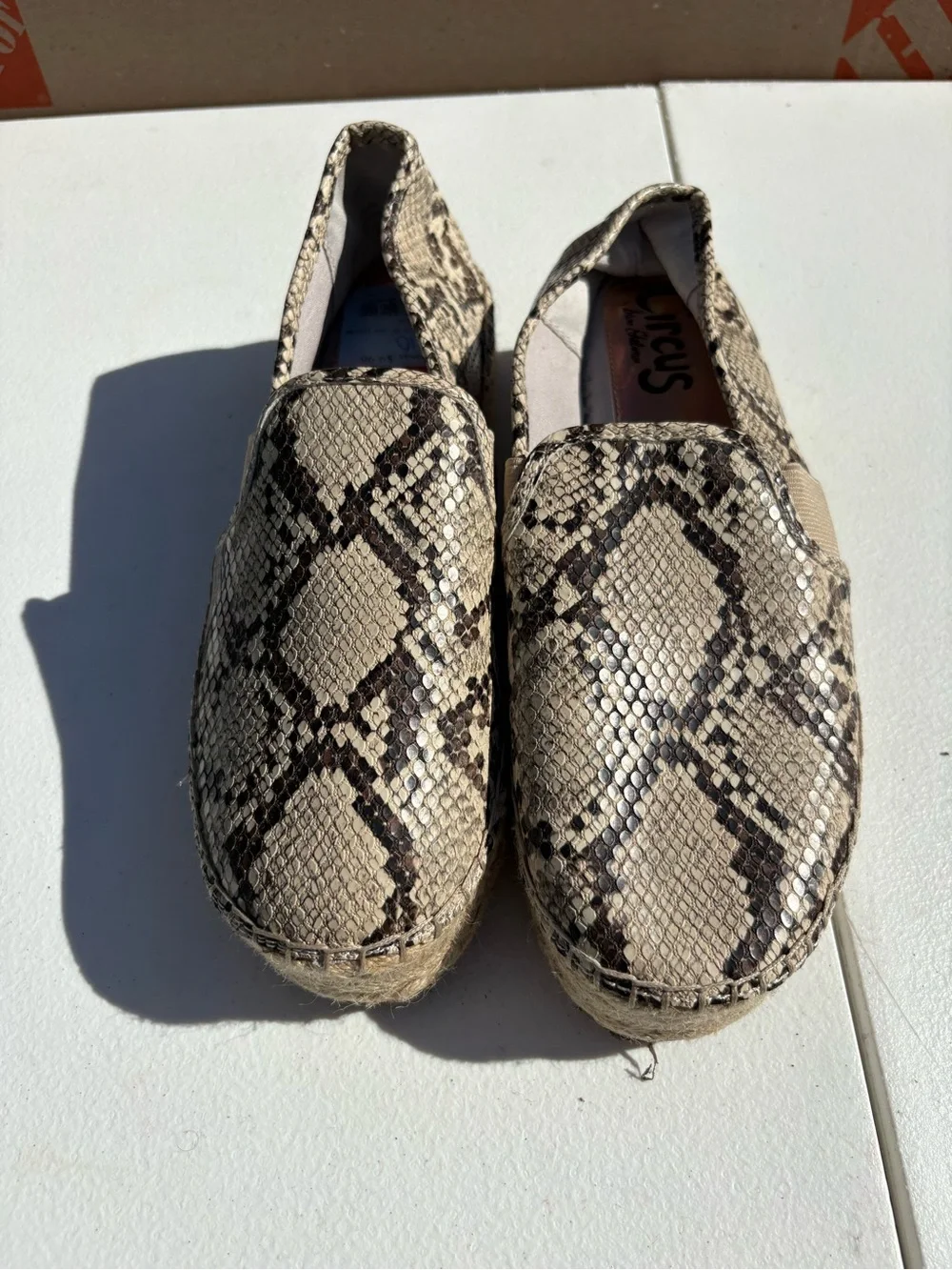 Circus By Sam Edelman Cora Snakeprint Espadrille Flats Size 10
